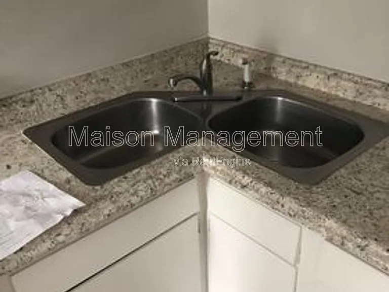 Canandaigua Garden Apartments — Photo 15