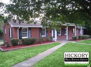 252 3rd Ave SE, Hickory, NC 28602