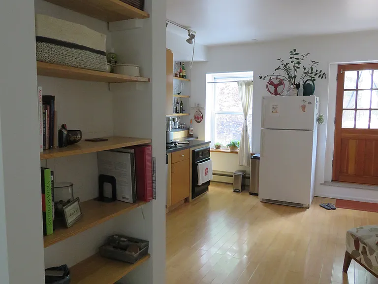 635 Carlton Ave #2 — Photo 4