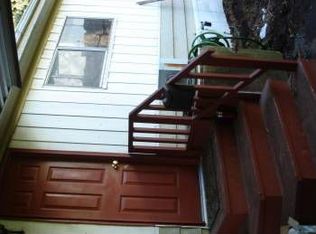 12612 NE Hollyhills Dr, Bothell, WA 98011