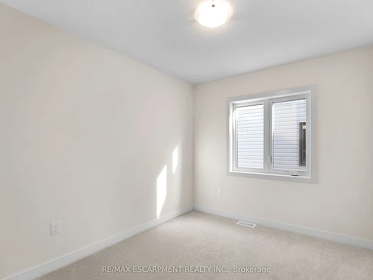 12 Blackberry Ln — Photo 21