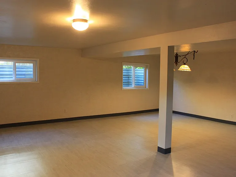 2130 Crystal River Dr — Photo 13