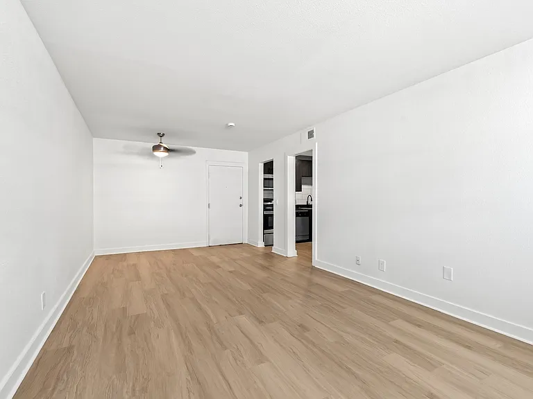 The Canvas Apartments - Living Room