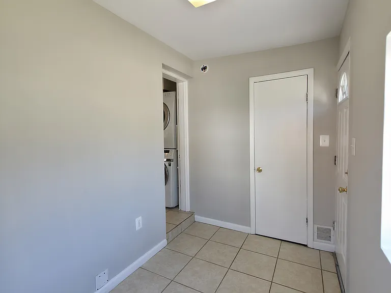 3311 Clay Pl NE — Photo 14