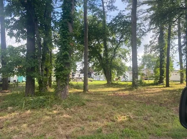 6043 Slipper Shell Dr, Horntown, VA 23395