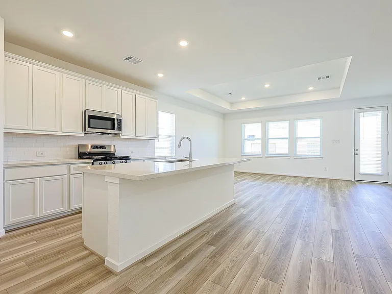 21510 Banpo Bend Dr — Photo 9