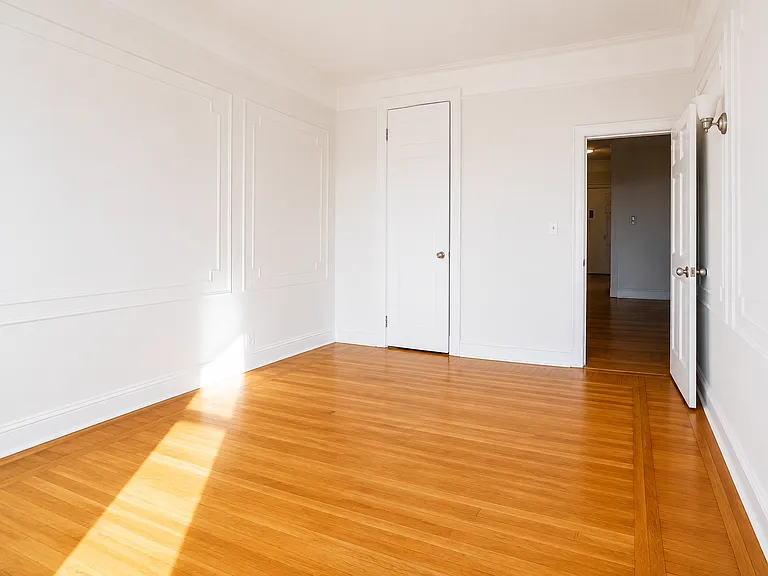 138 Haven Ave #24D — Photo 6