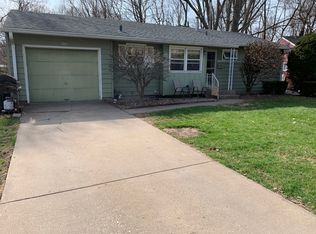 1805 47th Street Ct, Moline, IL 61265