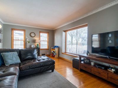 8237 W Lorraine Pl, Milwaukee, WI, 53222