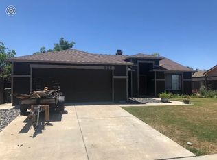 909 Balsam Dr, Newman, CA 95360