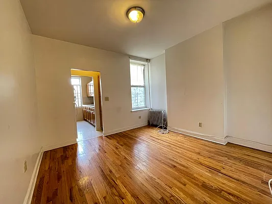 Rented by Lang Realty LLC | media 4