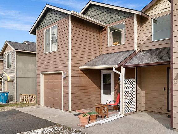 2nd image of 2228 SW 23rd St