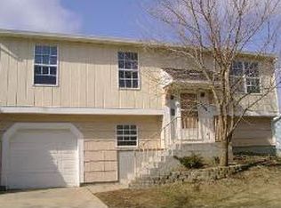 1062 Crestwood Ln, Bolingbrook, IL 60440
