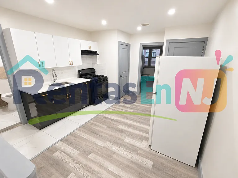 655 S 11th St #2A — Photo 9