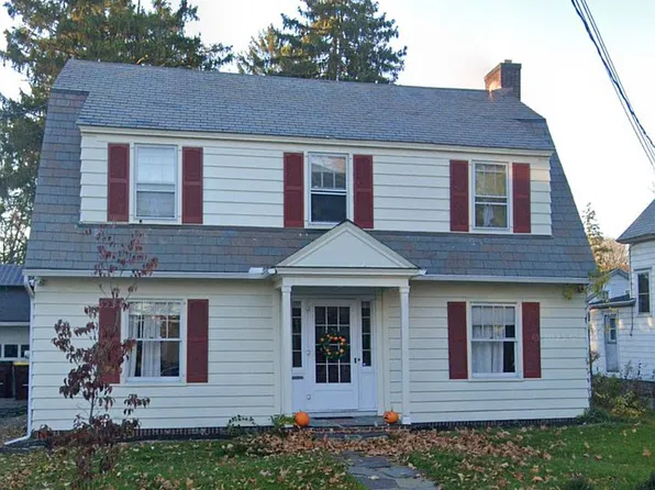 9 Bacon St, Glens Falls, NY 12801