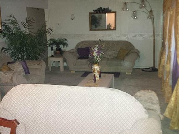 4th image of 7124 Wrenwood Cir