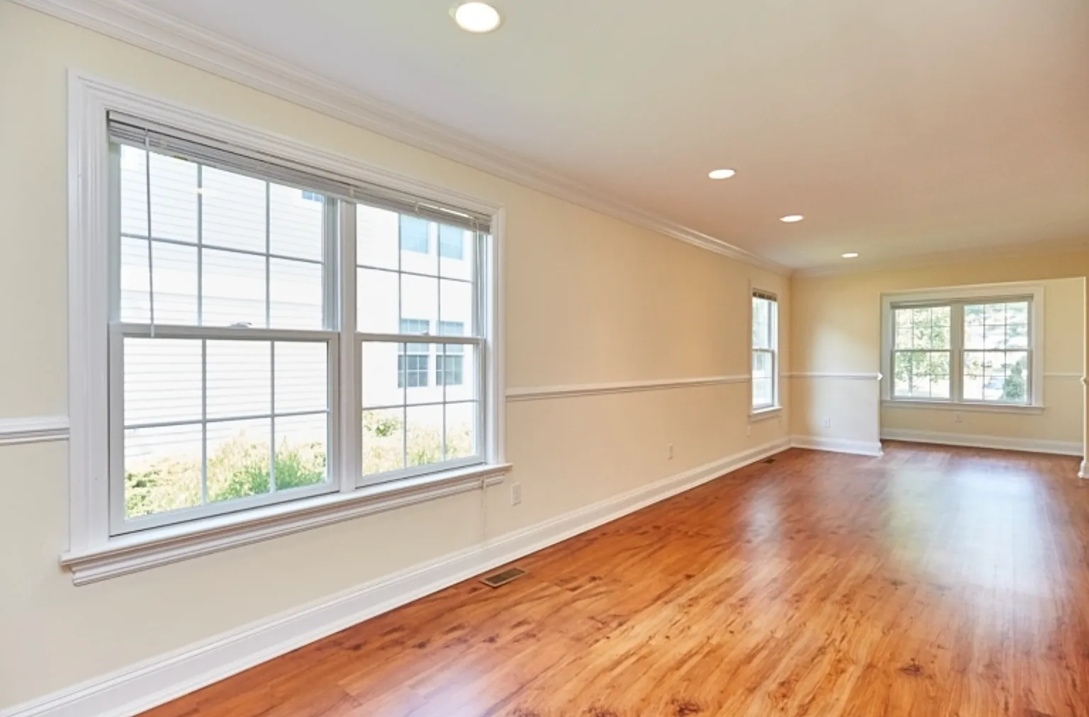 2 bed, $4,375 — Photo 3