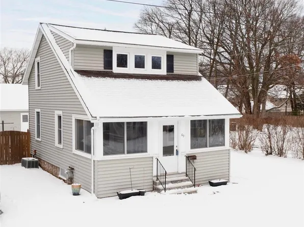 69 Lodge Dr, Rochester, NY 14622
