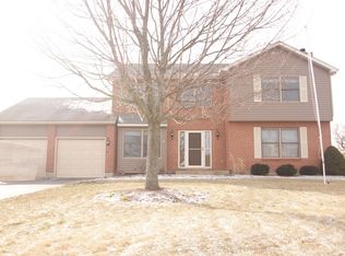 238 Old Darby Ln, Winthrop Harbor, IL