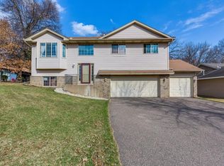 12345 Quinn St NW, Coon Rapids, MN 55448