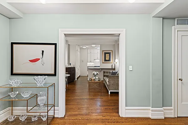 Sold by Compass | media 5