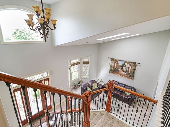 5th image of 2924 W Playden Dr
