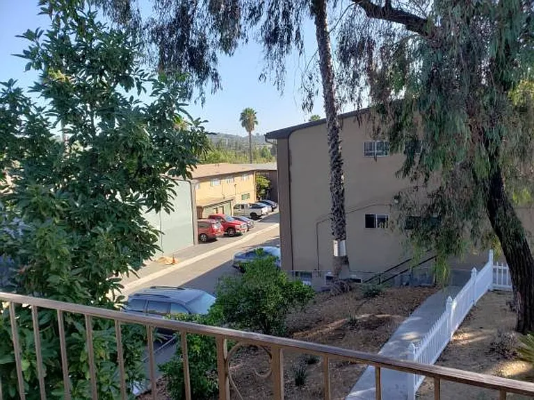 Grossmont Terrace Apartments — Photo 13