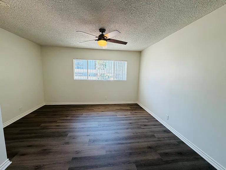 7014 Seville Ave #F — Photo 11