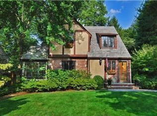 18 Midland Ter, Summit, NJ 07901