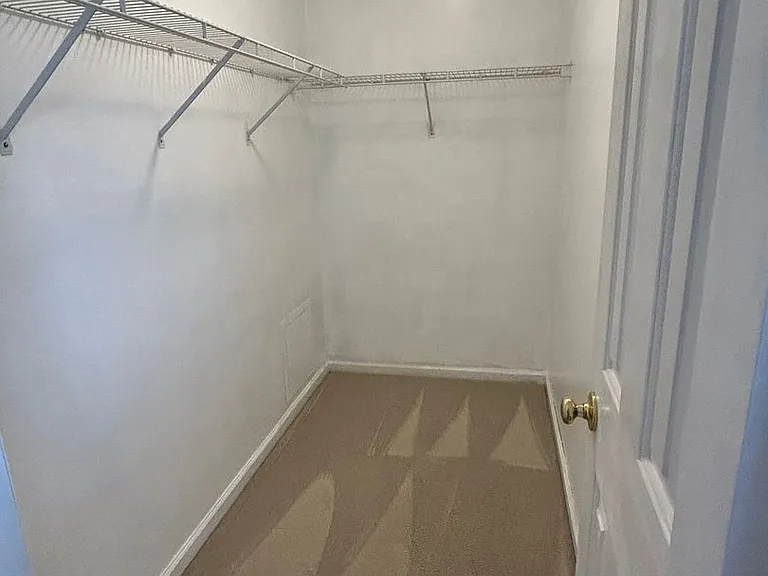 1300 Woodburn Ct — Photo 14