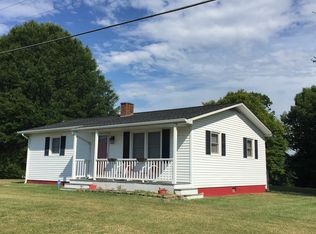 346 Ararat Rd, Pilot Mtn, NC 27041