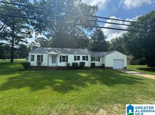 1633 Eastern Valley Rd, Bessemer, AL 35022