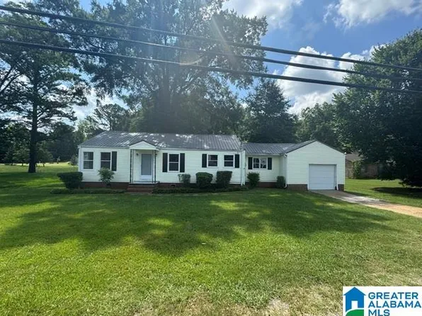 1633 Eastern Valley Rd, Bessemer, AL 35022