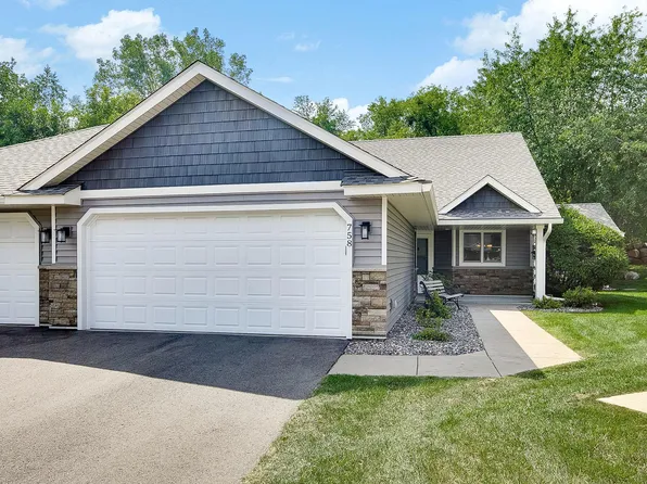 758 Echo Shores Ct, Saint Paul, MN 55115