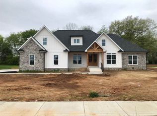 823 Mount Rainier Dr, Bowling Green, KY 42104