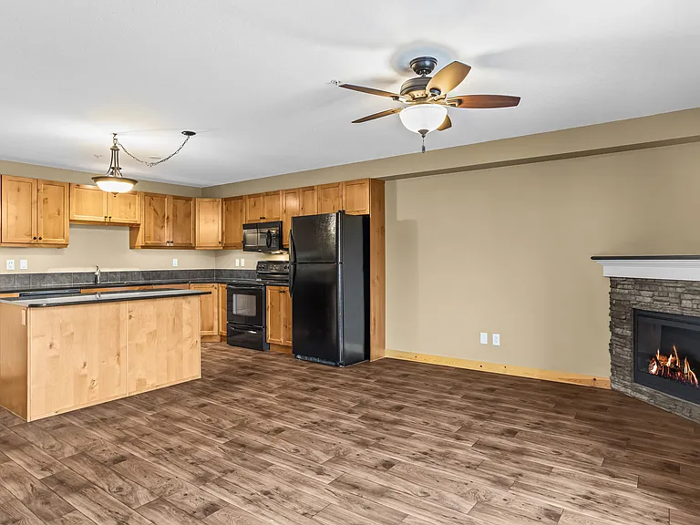 300 Palliser Ln #323 — Photo 17