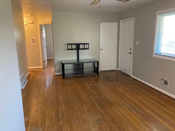 3rd image of 4193 Wright Park