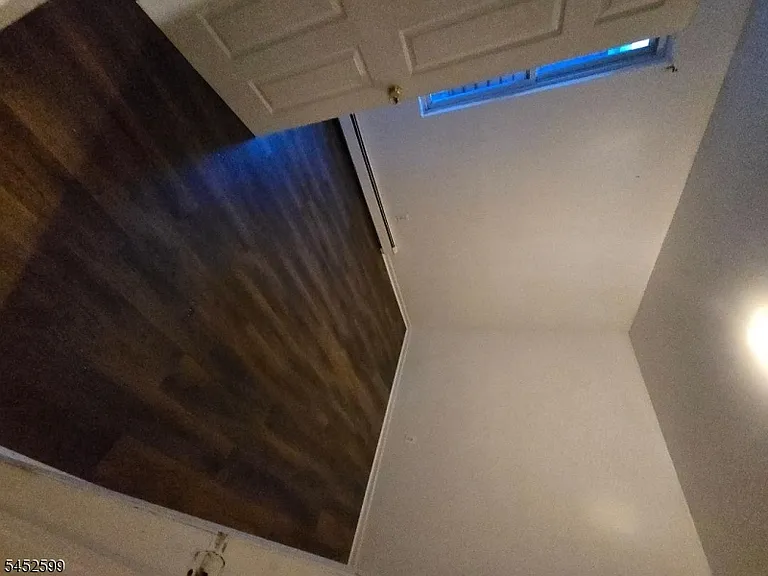 782 Grove St #2 — Photo 3
