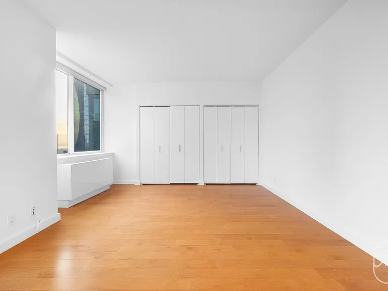 80 Dekalb Ave #26L — Photo 8