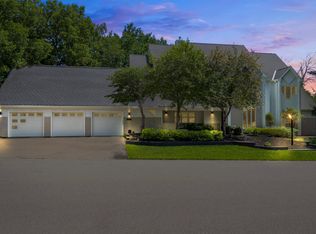 940 Prince Phillip Dr, Dubuque, IA 52003