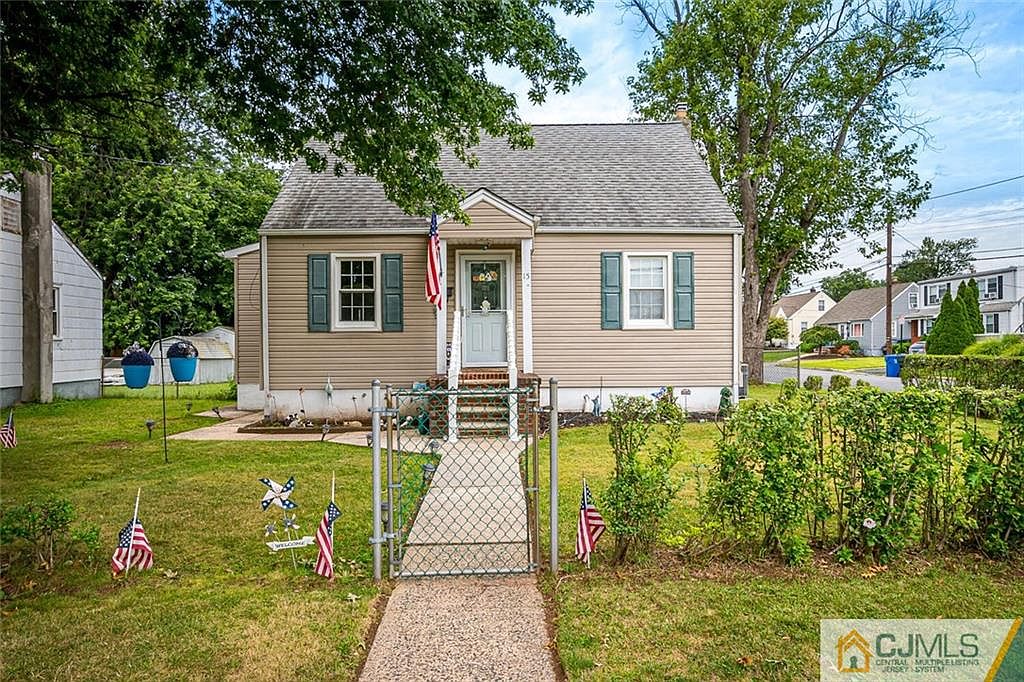 15 Oak St, Avenel, NJ 07001 Zillow