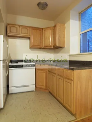 Rented by Bohemia Realty Group | media 9