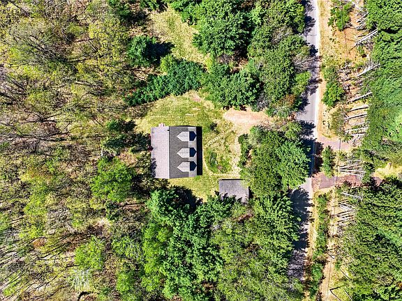 4th image of 1230 S Lake Drive