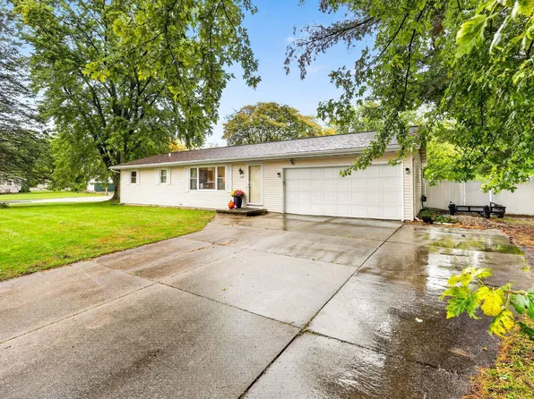 1475 Steven St, Sun Prairie, WI 53590