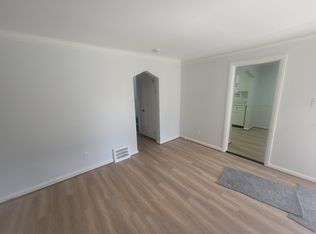 18976 Huntington Rd, Detroit, MI 48219