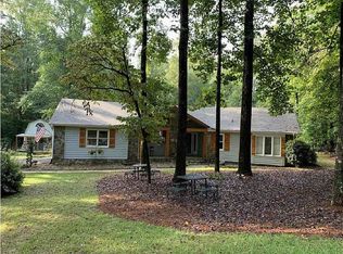 149 Level Creek Rd, Sugar Hill, GA 30518