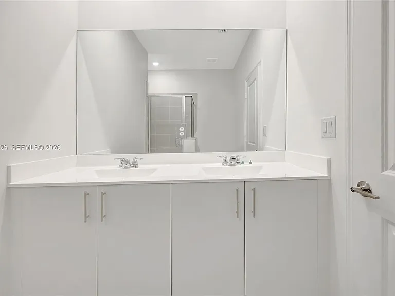 2556 SE 27th Ct #2556 — Photo 28