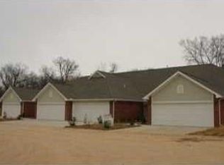 923 Lafayette St, Rogers, AR 72758