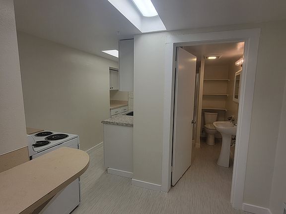 5th image of 2006 Rucker Ave APT 6