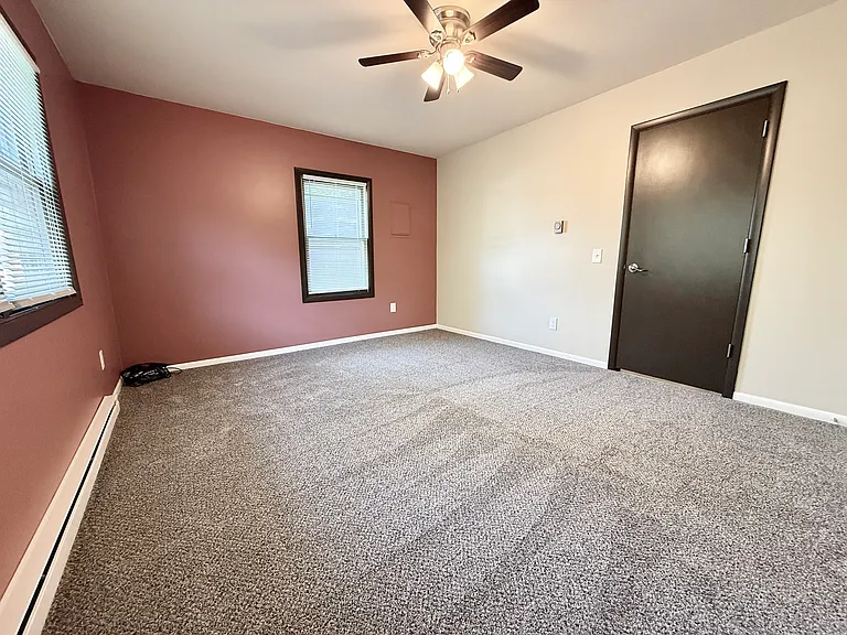 989 Main St #2 — Photo 10